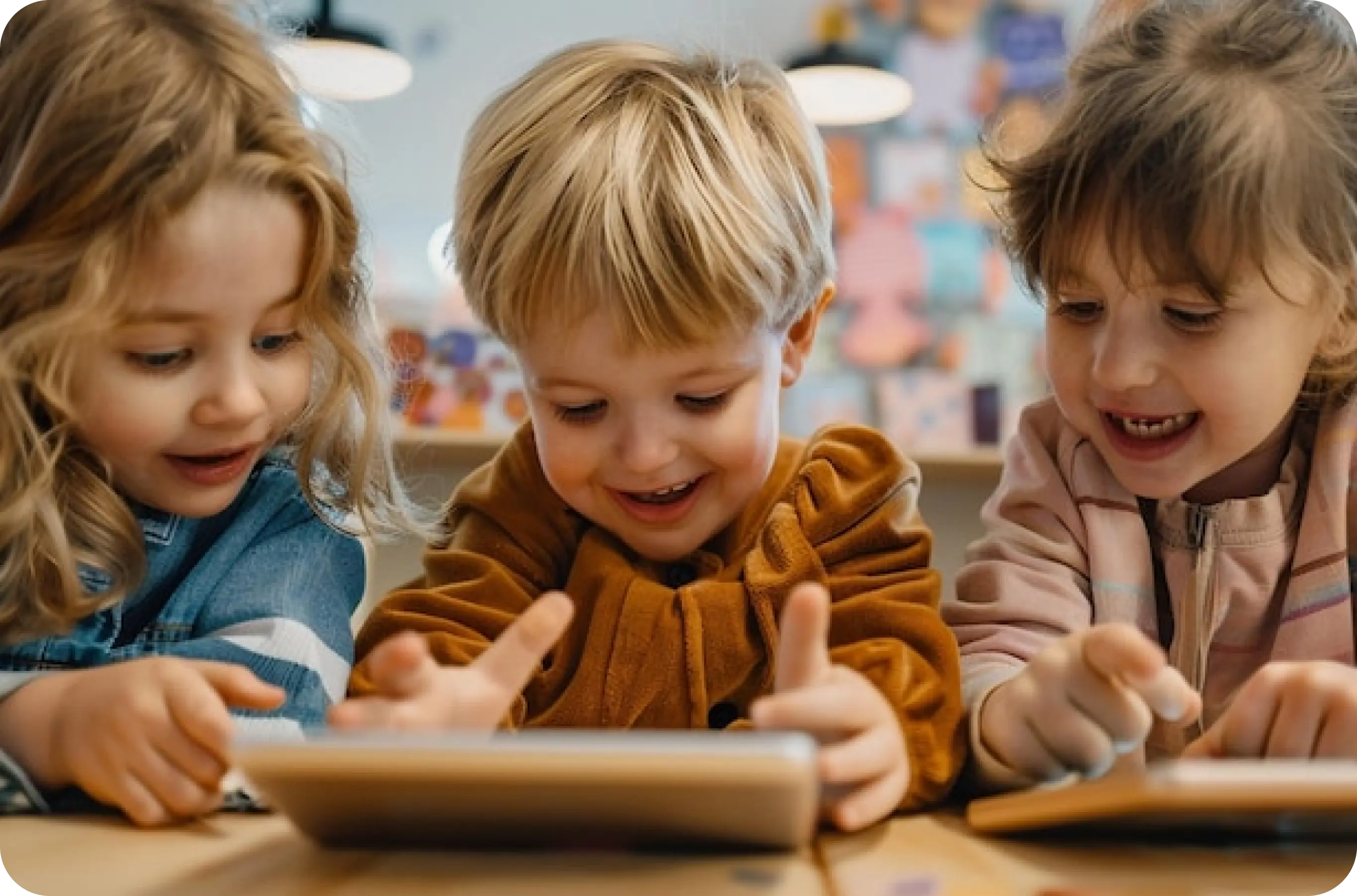 Kidoor: Children playing